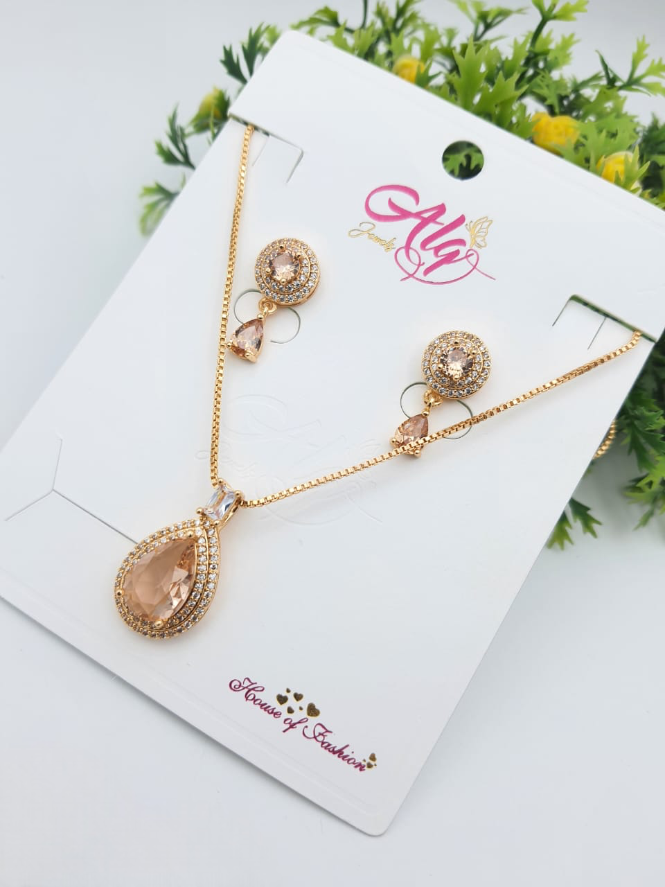 Crystal Zircon Earrings With Necklace, Women Trendy Jewellery Set, Girls Pendant Necklace Earrings Set Crystal Zircon Earrings With Necklace, Women Trendy Jewellery Set, Girls Pendant Necklace Earrings Set